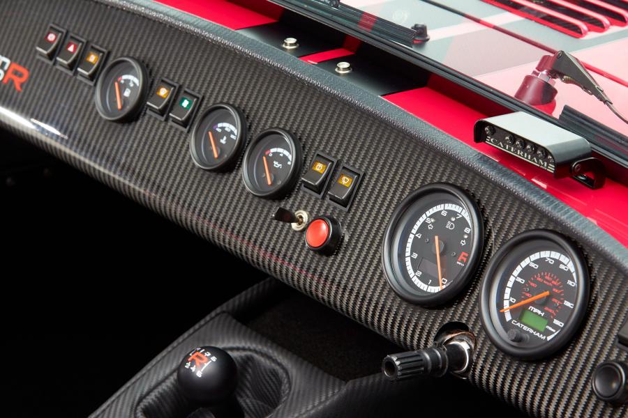 Панель приборов Caterham Seven 420 R 2015 года  (UK) (фото 32 из 34)